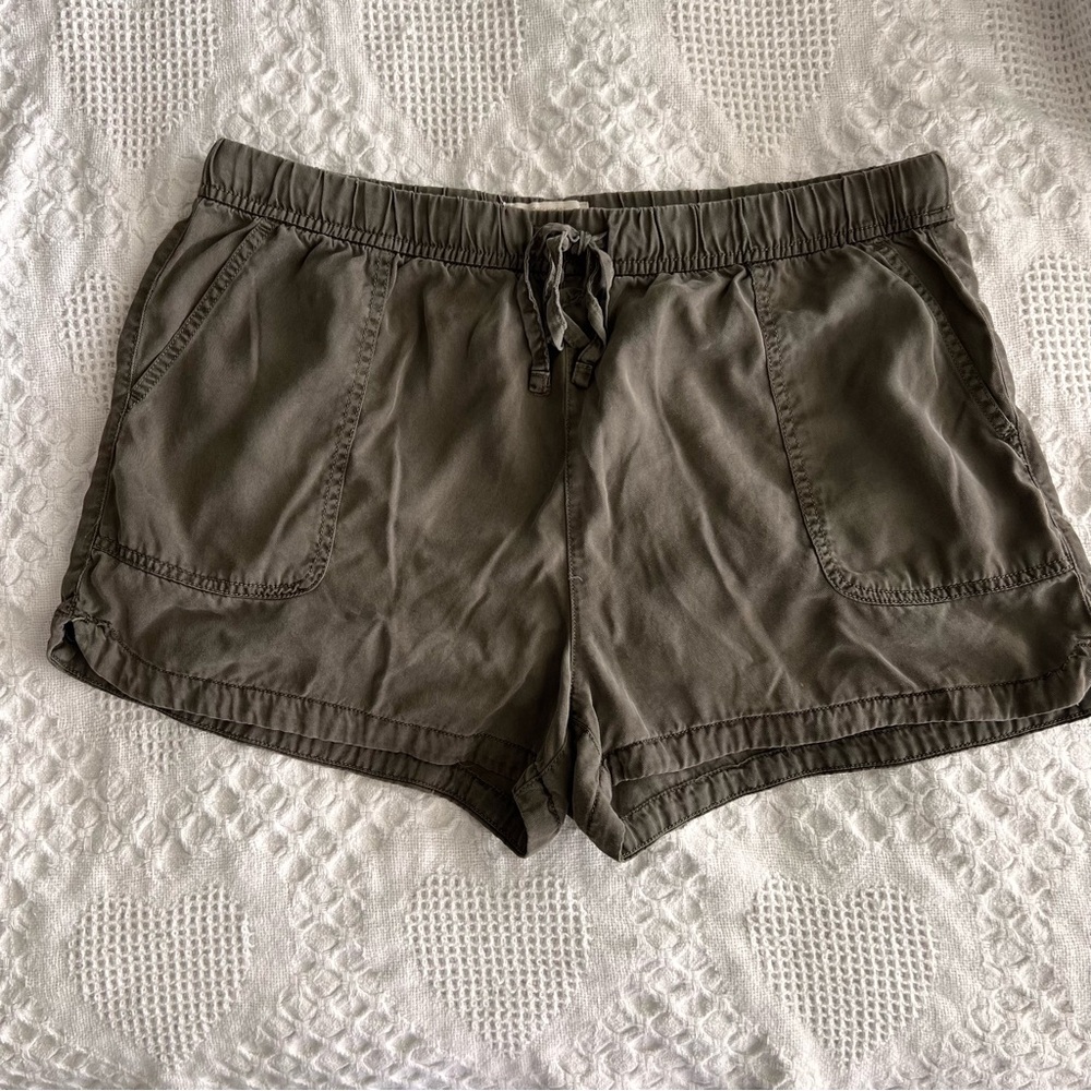 Women's Cynthia Rowley Vintage wash Olive Green Casual Shorts Sz XL